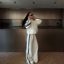 Striped Full-Zip Tracksuit Set – Oversized Jacket & Wide-Leg Pants
